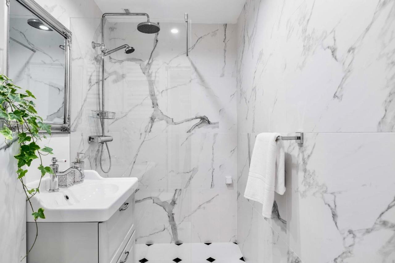 סופוט Apartaments Karlikowska Lux מראה חיצוני תמונה